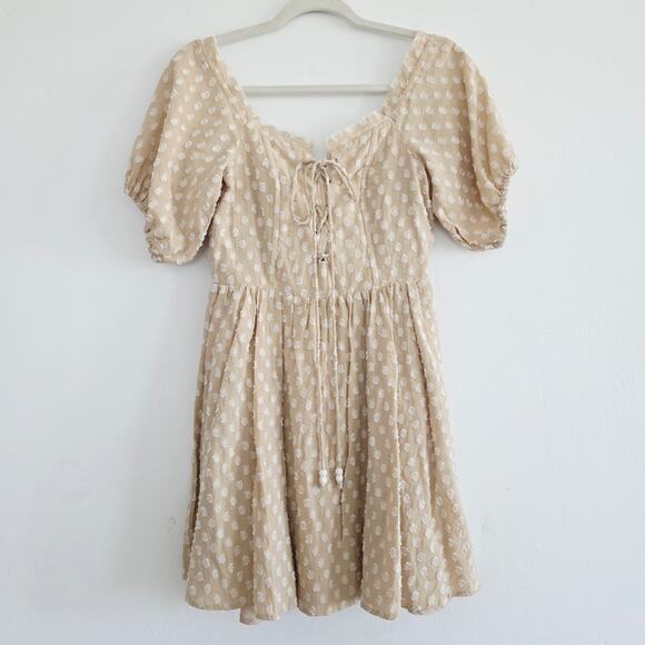 House of Harlow x Revolve Beige Polka Dot Off the Shoulder Mini Dress Sz Medium - Picture 2 of 10